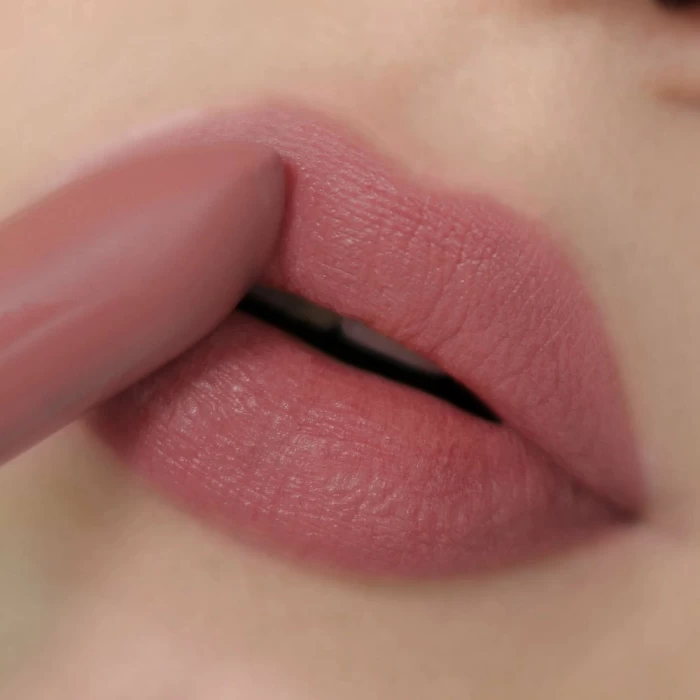 Матовая помада для губ Relouis Icon Look