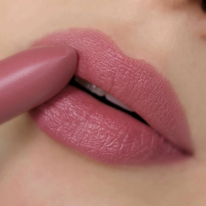 Матовая помада для губ Relouis Icon Look