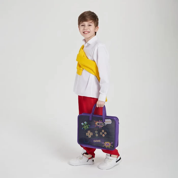 Папка для тетрадей Гейм Овер A4 расширение молния сверху