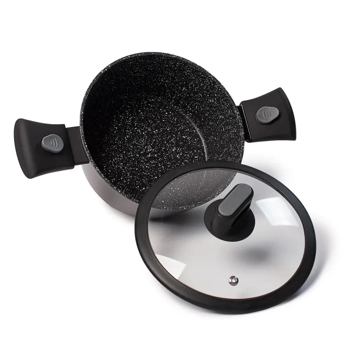 Кастрюля черная со съемными ручками и крышкой ТМ "ЦУМ" 2.4 - 6.2л