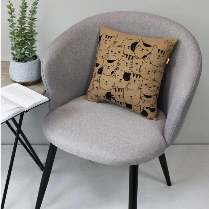 Подушка декоративная Matex Meow Котики 35х35